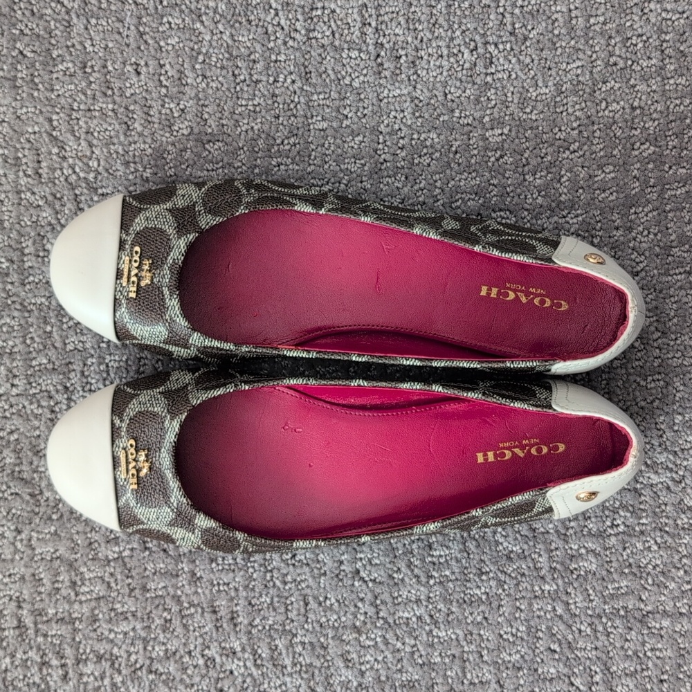 Size 6 1/2 Coach leather flats